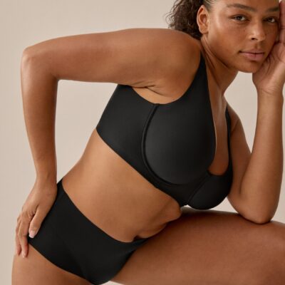 Naturana Back Smoother underwired bra without cup